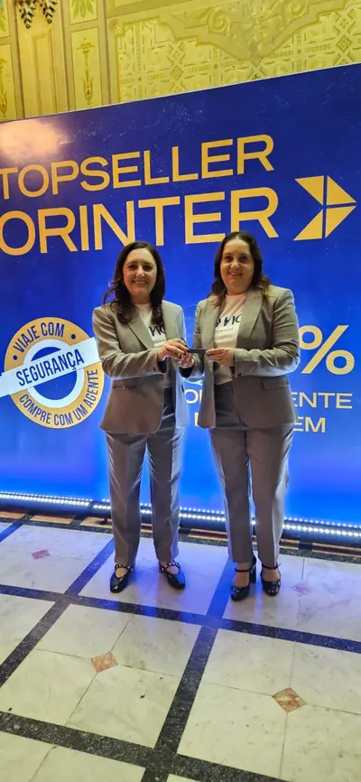 Kadidia e Jamila Umar, sócias da AMO Embarque, na premiação Top Seller Orinter 2024